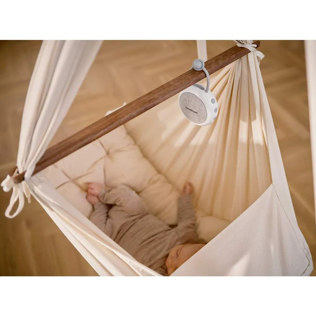 Moonboon White Noise Speaker - White/Cream — الصورة 3 من 4