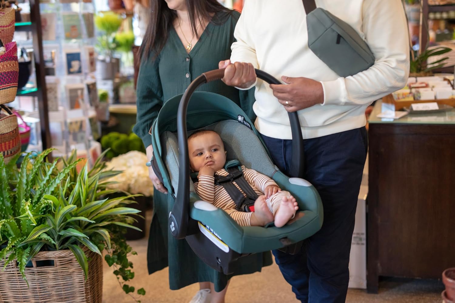 Maxi-Cosi Mico Luxe+ — Photograph 5 of 7