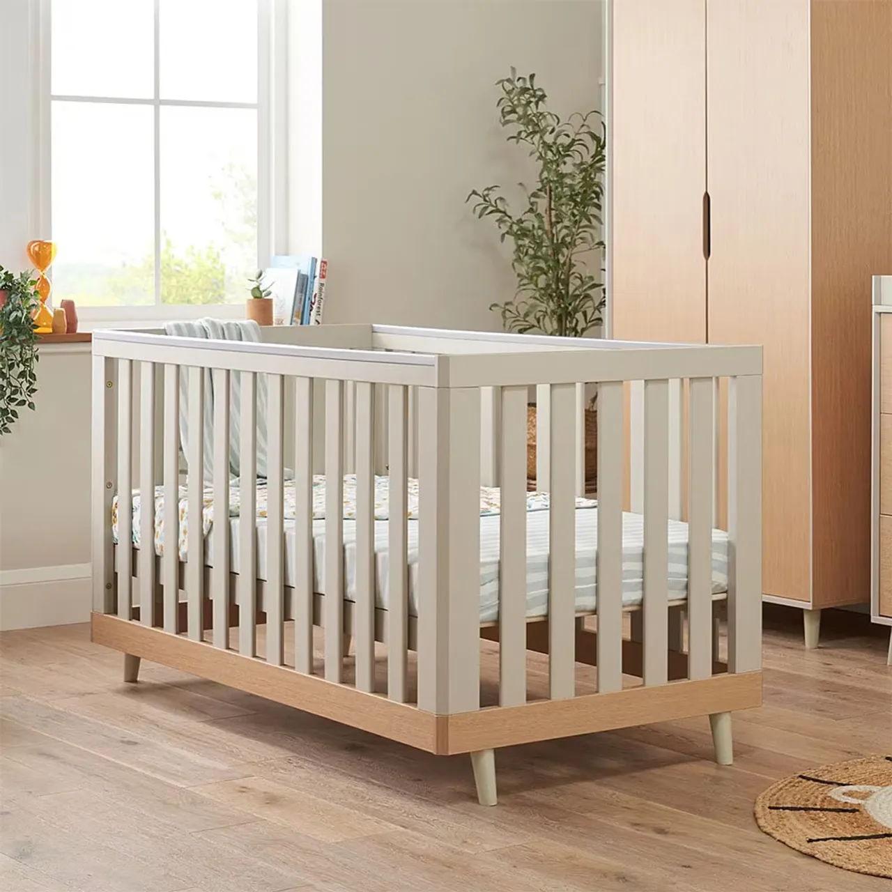 Tutti Bambini Hygge Mini Cot Bed — Photograph 3 of 8