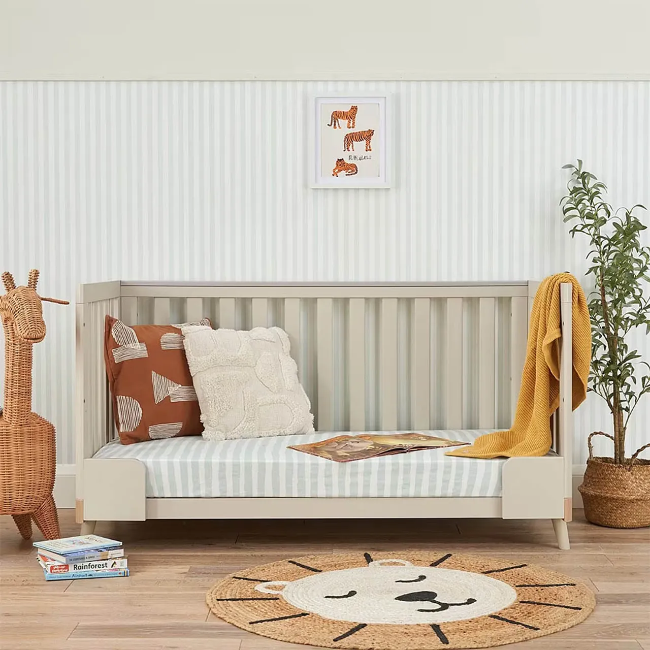 Tutti Bambini Hygge Mini Cot Bed — Photograph 4 of 8