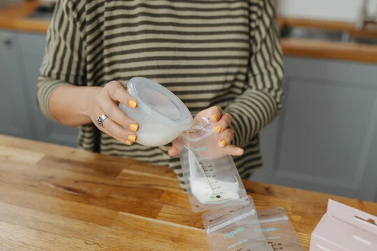 Pippeta Breast Milk Storage Bags 200ml - 30 Pieces — Photograph 4 of 5