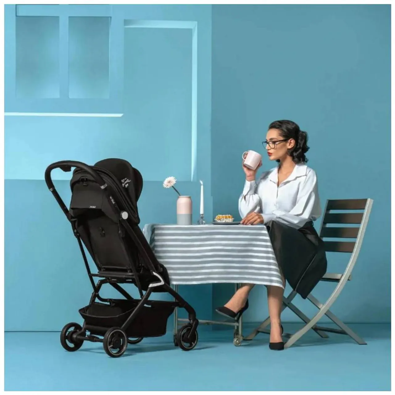 Jikel Life 360 Compact Stroller - Black — Photograph 6 of 13
